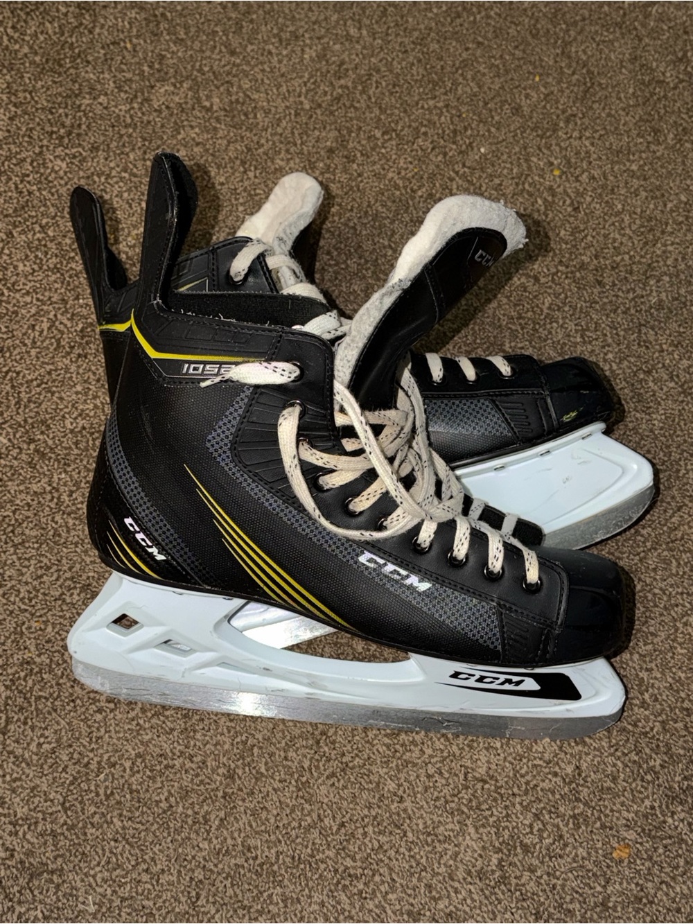 CCM 1052 Ice Hockey Skates Size Men’s 13 Adult Size Used Pre Owned As Is Gear EQ